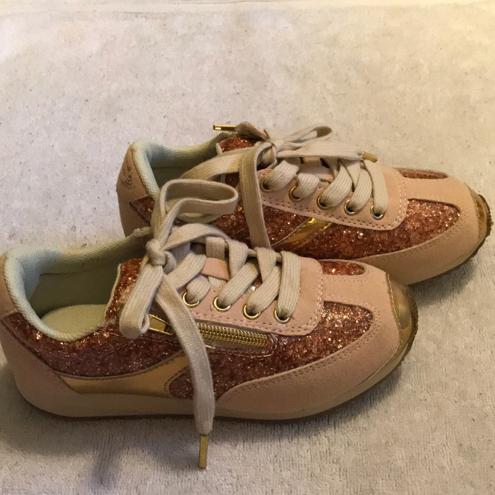 Joyfolie sz 1 girls pink glitter tennis shoe nwot